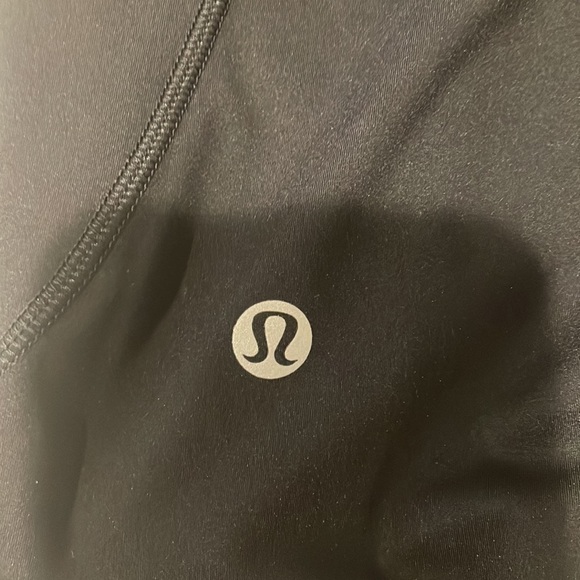 Black spandex - Picture 3 of 3